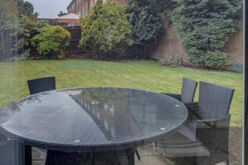 Luxury 4 Bedroom House Manchester Esterno foto