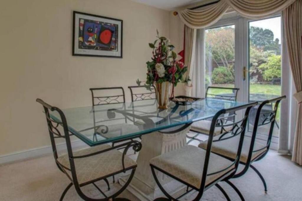 Luxury 4 Bedroom House Manchester Esterno foto